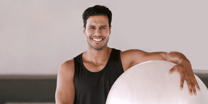 Male pelvic floor anatomy diagram with exercise examples and expert health tips from Dr. Antonio Ferrández.